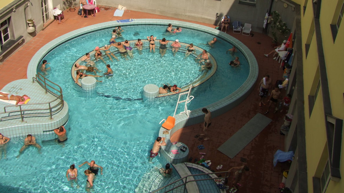 The water at Lukács Baths – rich in calcium, magnesium, sodium and sulphates – is considered by experts to be the most effective of all the city’s springs.