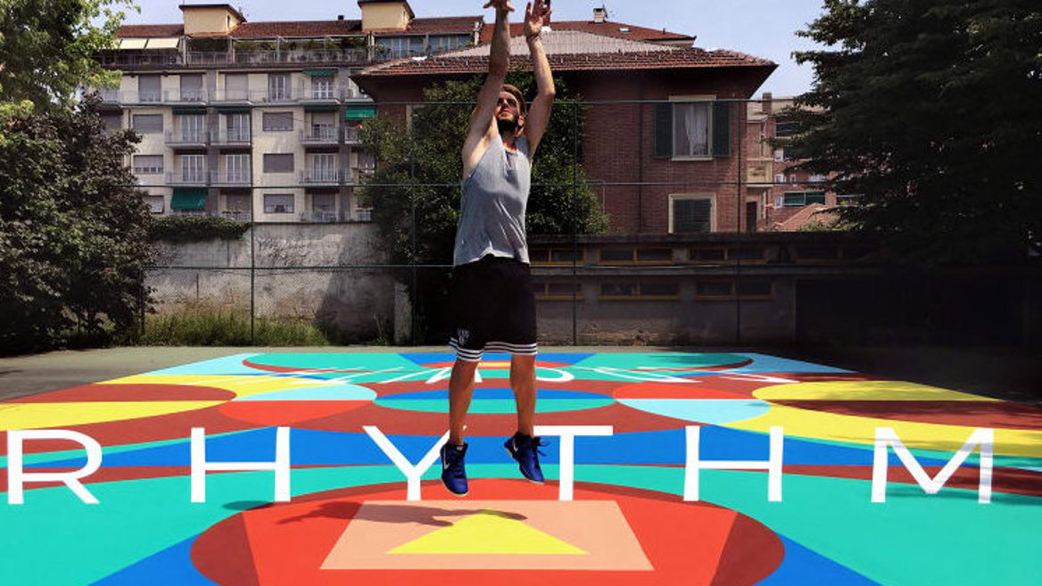 Italian basketball court transformed into a genuine optical illusion