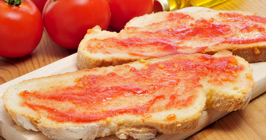 Pa amb tomàquet, invento de la gastronomía catalana
