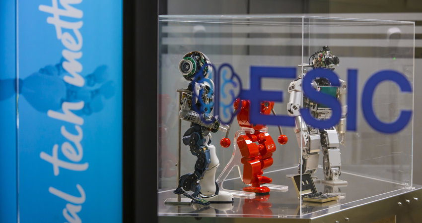 ESIC Business & Marketing School es el centro universitario y escuela de negocios pionero en  España en el ámbito del marketing y las disciplinas digitales