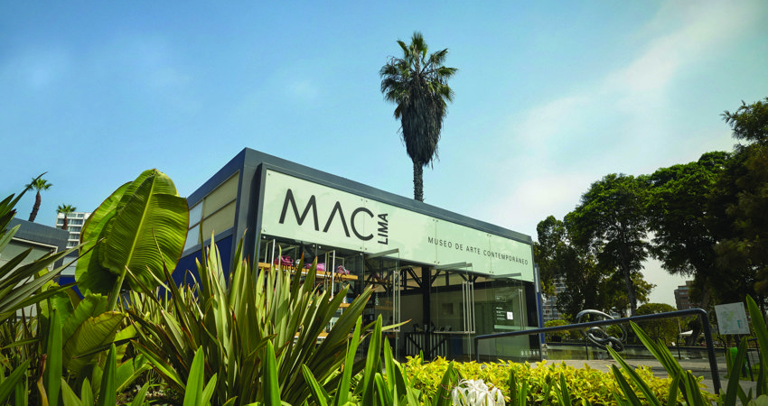 En una visita cultural a Lima, además de conocer las galerías de arte de Barranco, es impriscindible hacer una visita al Museo de Arte Contemporáneo limeño