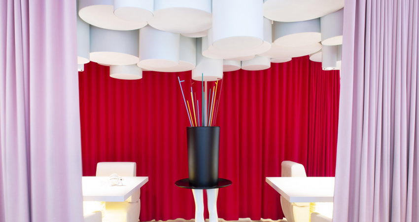 Dabiz Muñoz abre su restaurante DiverXO, con tres estrellas Michelin, a los socios de Iberia Plus.