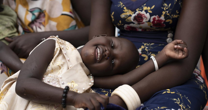 Desde que Iberia y UNICEF comenzaron su alianza en 2013, han conseguido recaudar más de 1,1 millones de euros a través de más de 212 mil donaciones.