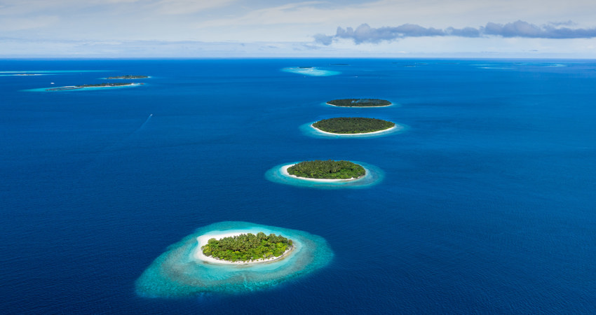 On your trip to the Maldives, go fishing with local fishermen on a dhoni, the country’s traditional boat.