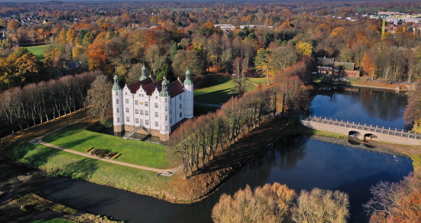 El palacio de Ahrensburg es una joya del Renacimiento del norte de Alemania que no te puedes perder en tu visita a Hamburgo.