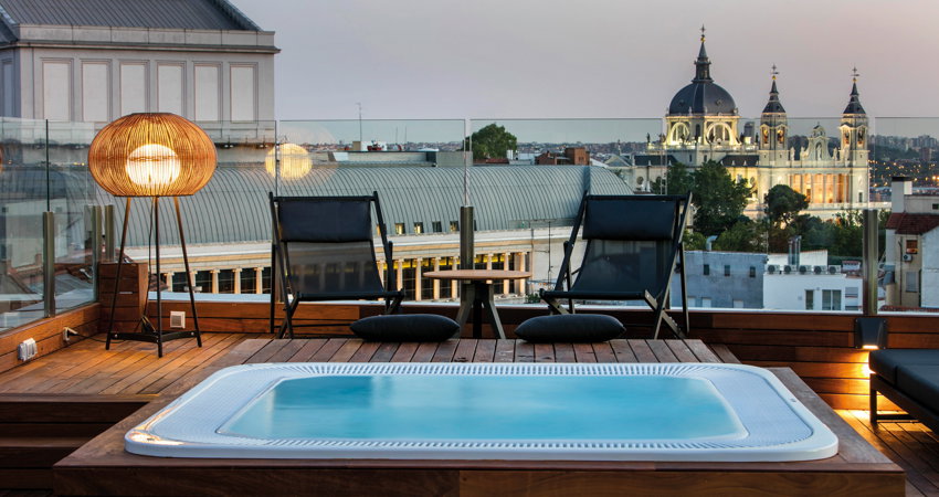 El hotel Gran Meliá Palacio de los Duques es perfecto para conocer la capital española en una escapada gracias a su situación en el Madrid de los Austrias.