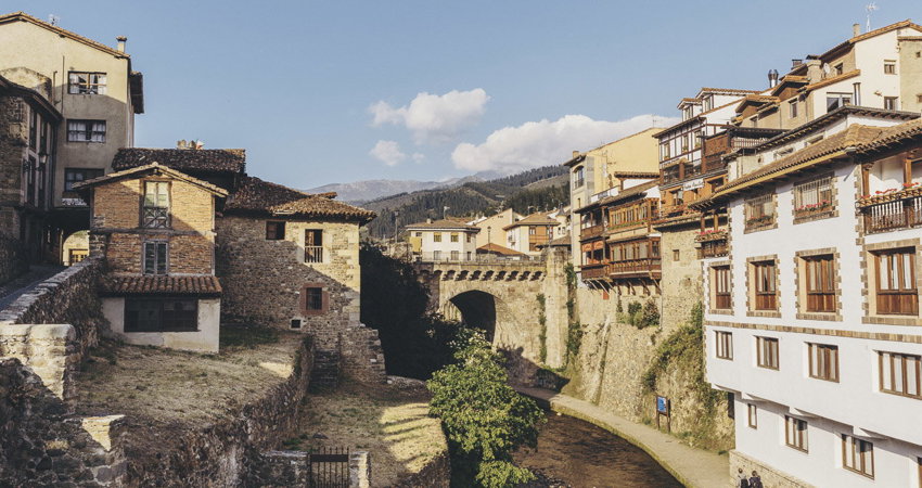 Enjoy a getaway to Potes, one of Spain’s most beautiful towns, when you visit Cantabria.