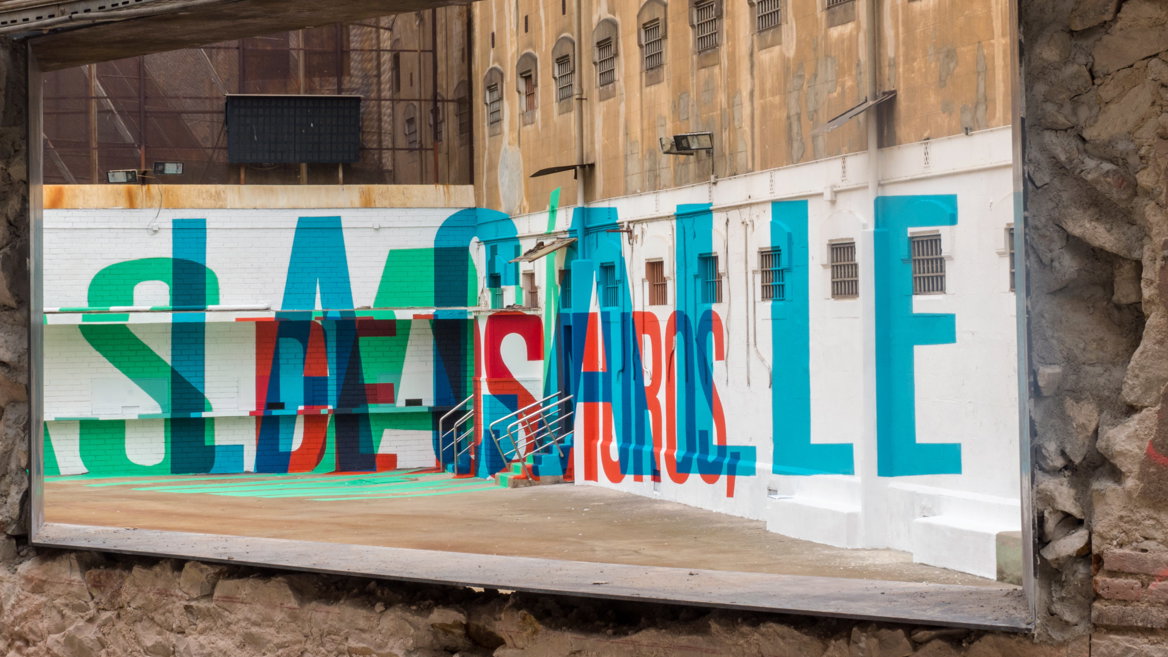 The work by Boa Mistura in Barcelona’s former Modelo Prison: Más allá de los muros, la calle.