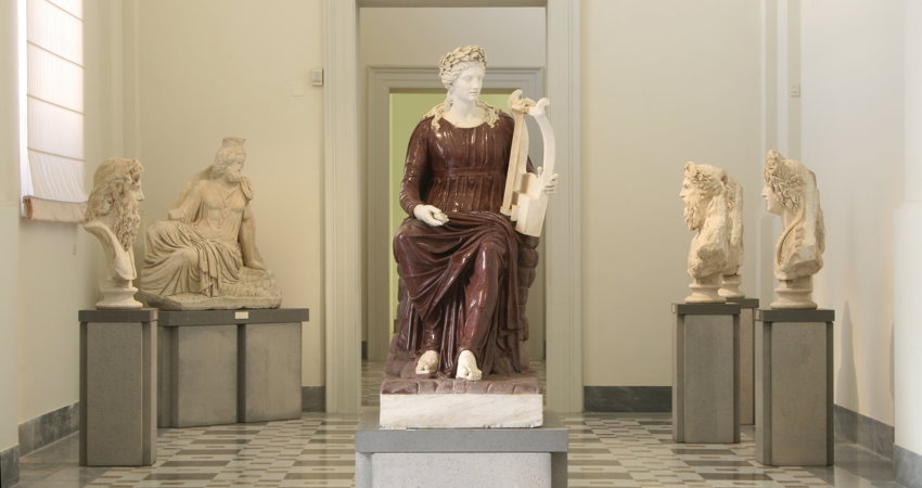 El Museo Arqueológico de Nápoles tiene la colección de arte grecorromano más importante del mundo.
