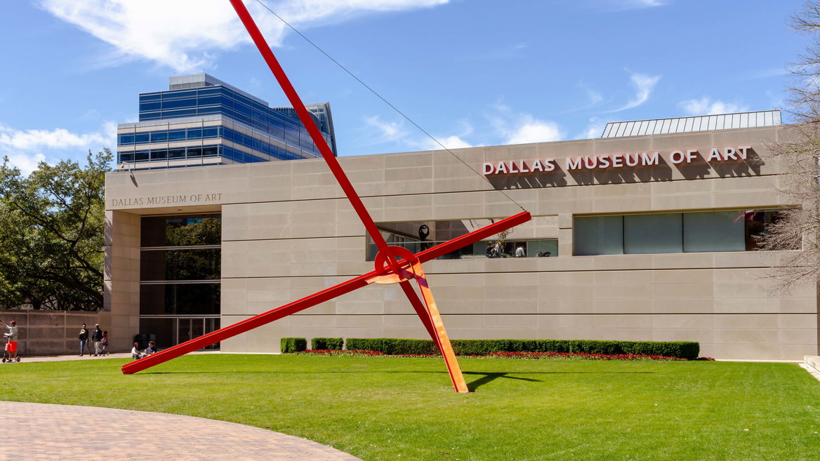 Si buscas museos en Dallas tienes que visitar el Dallas Museum of Art, que es uno de los más grandes de todo Estados Unidos.