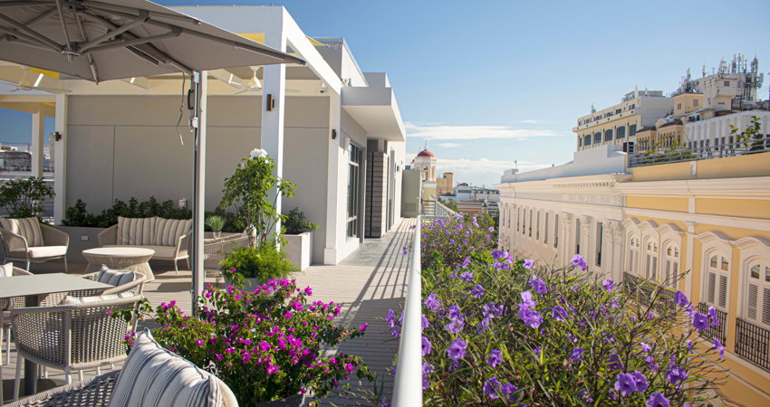 El hotel Palacio Provincial abrió sus puertas como hospedería histórica el año pasado en el Viejo San Juan.