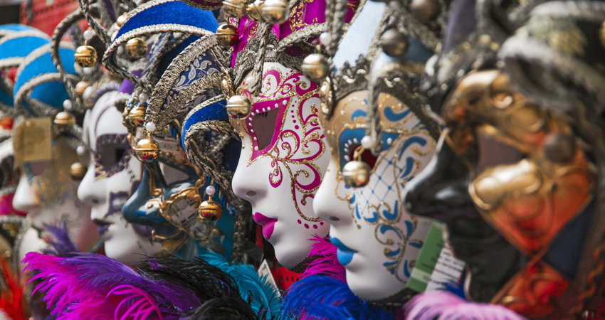 The Venice Carnival will take place from January 31 to February 17 / Image by canebisca: Adobe Stock