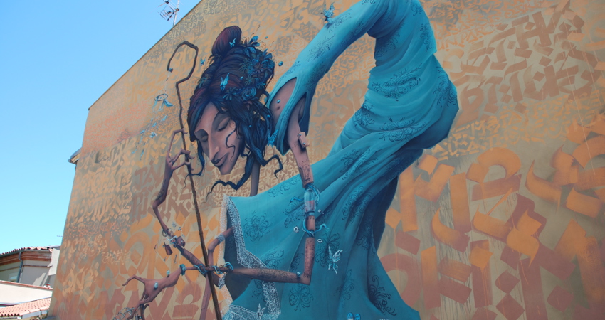Graffiti by Maye & Mondé for the Rose Béton 2019 festival / Photo: © Chloé Sabatier, Toulouse Tourism Office