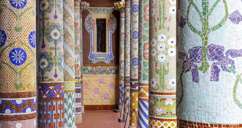 Columnas en la terraza del Palau de la Música Catalana