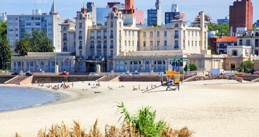 Playa Ramírez, Montevideo