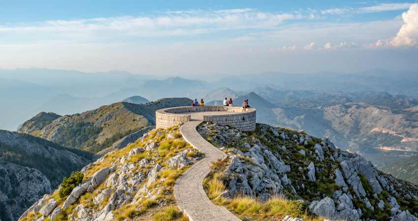 Cima del monte Lovćen, etapa final de la Escalera de Kotor.