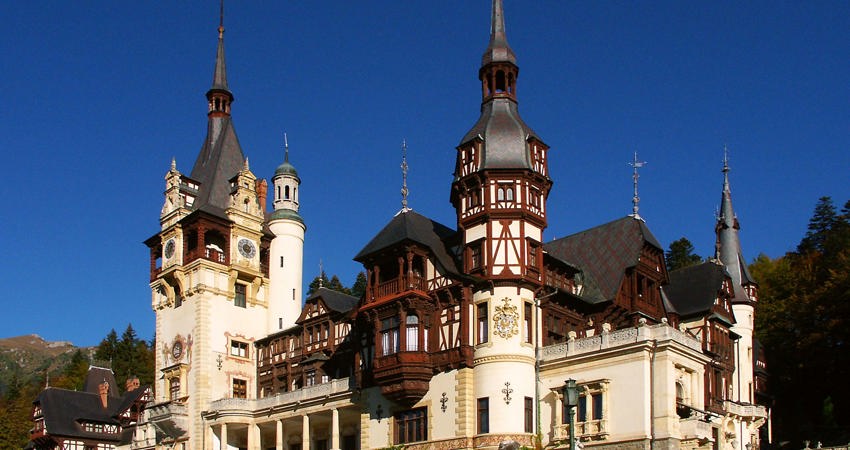 Perspectiva exterior, cortesía del Museo Nacional de Peleș