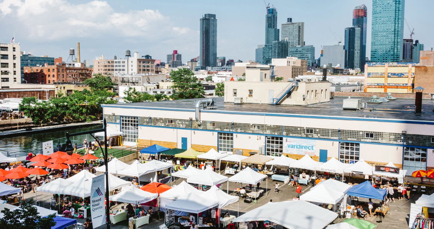 El mercadillo de Long Island City es famoso por su street food
